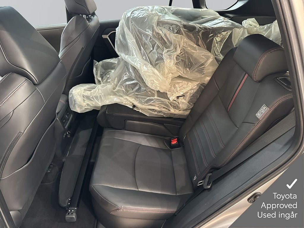 Vehicle Image 7
