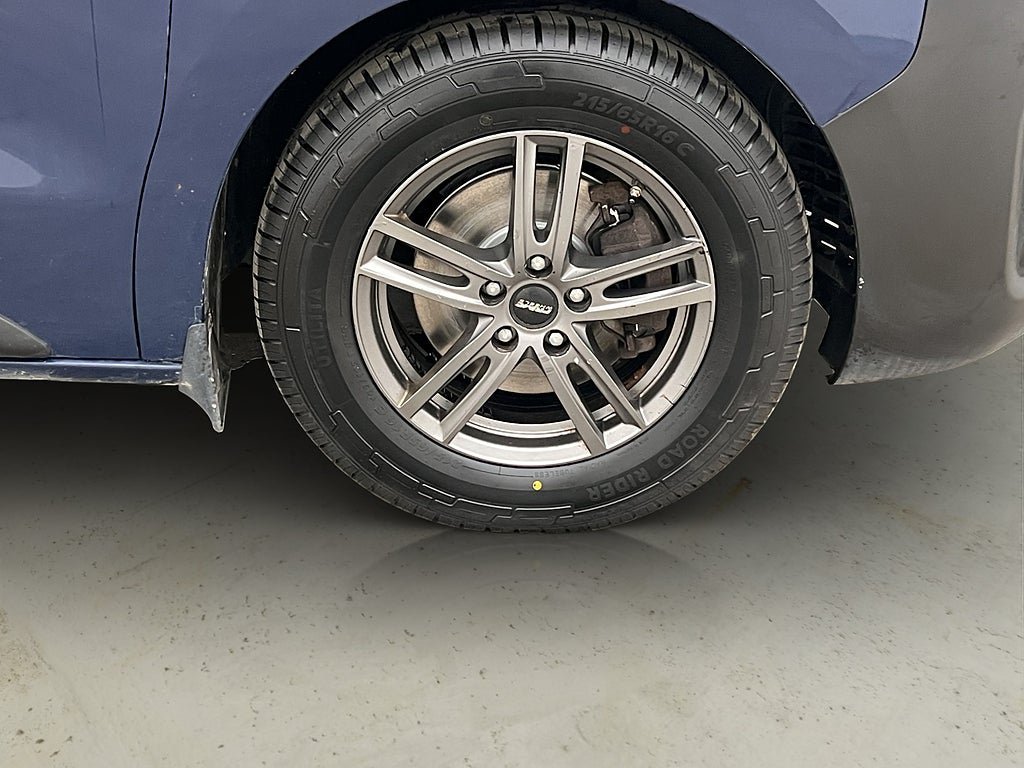 Vehicle Image 31