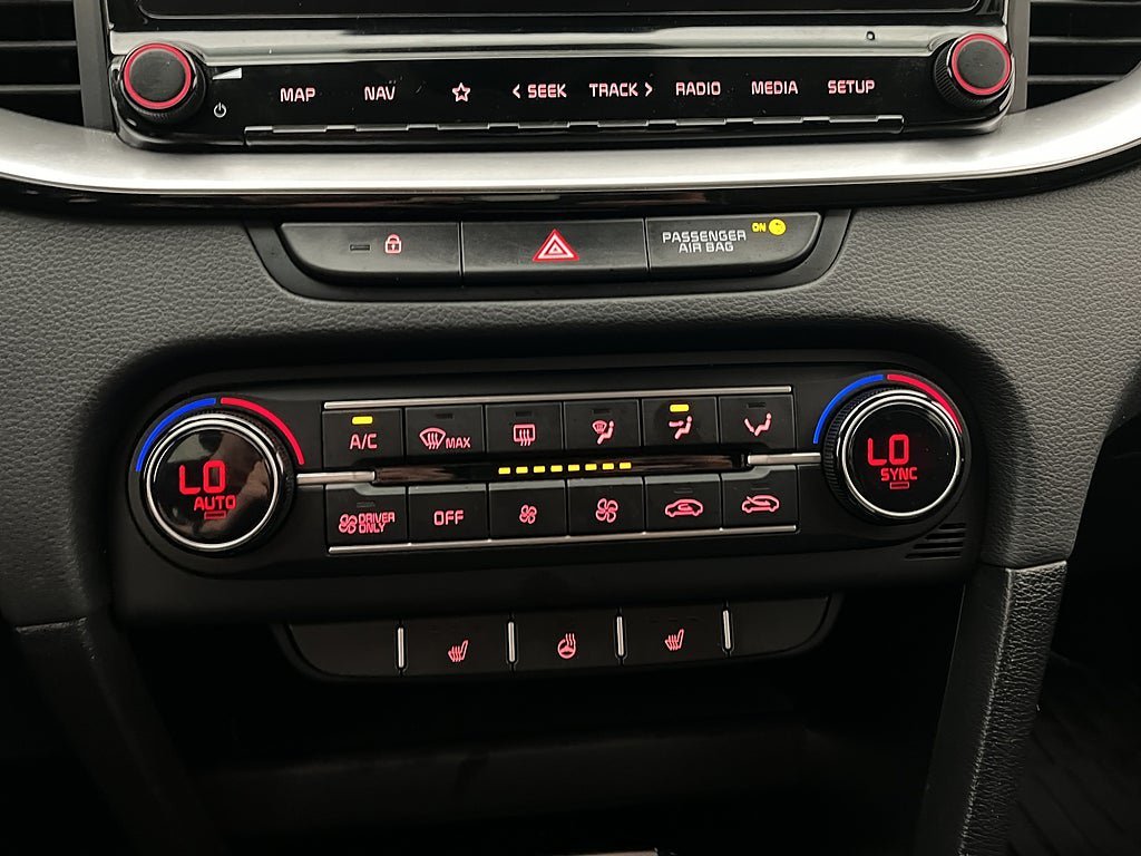 Vehicle Image 24
