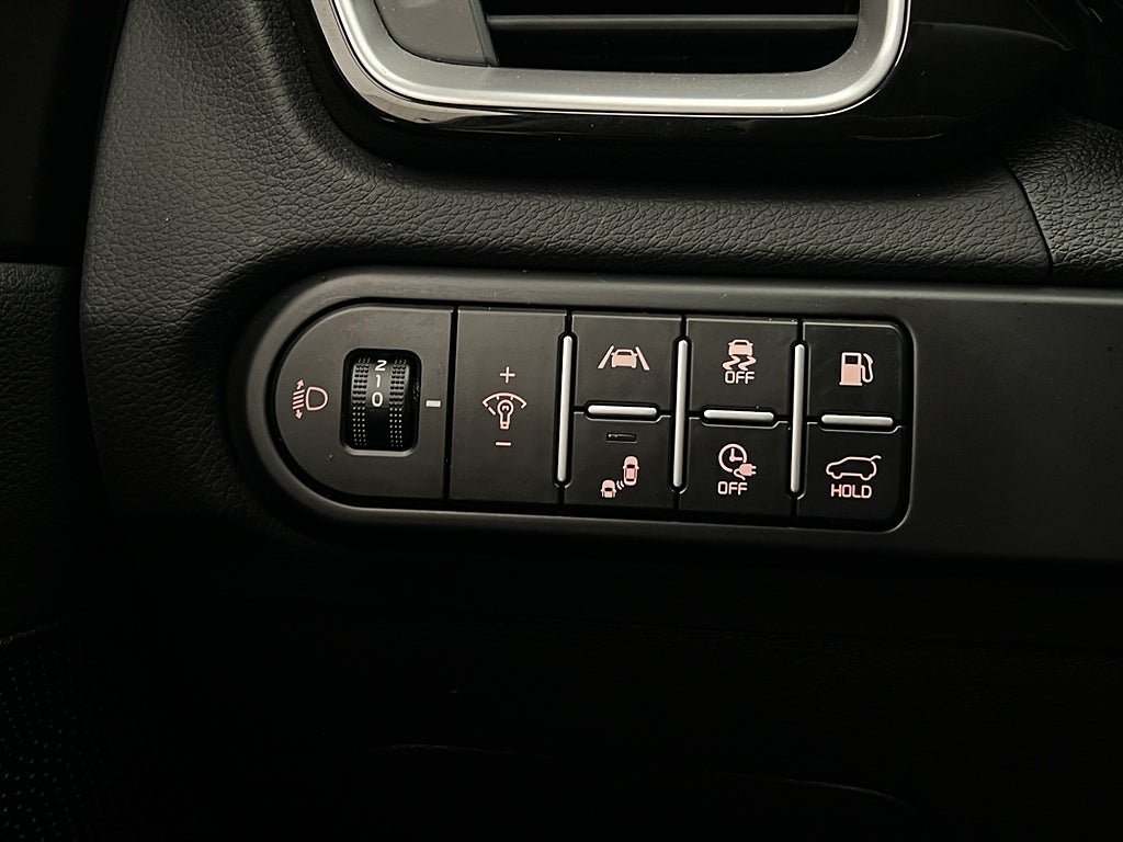 Vehicle Image 27