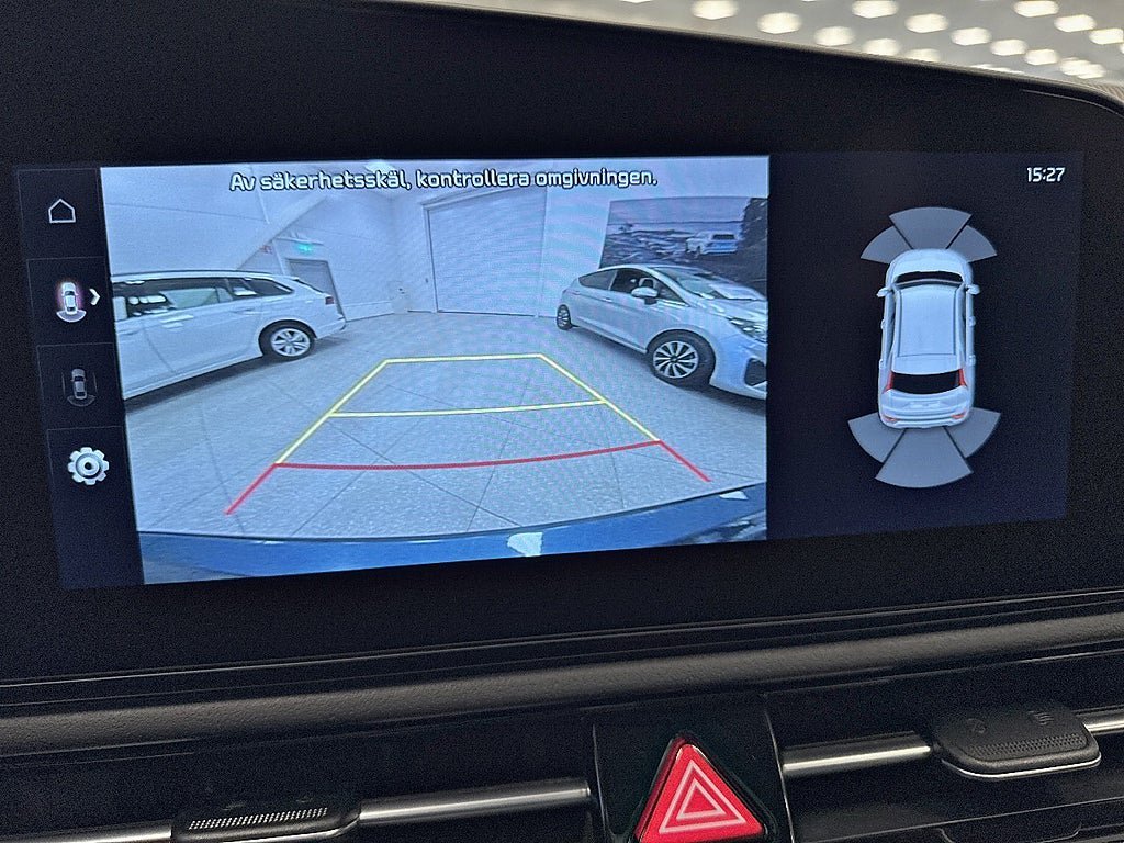 Vehicle Image 17