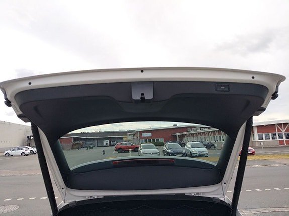 Vehicle Image 17