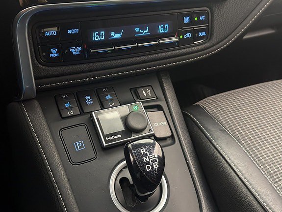 Vehicle Image 23