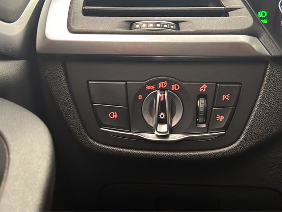Vehicle Image 28