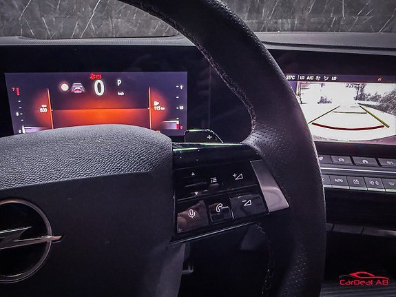 Vehicle Image 24