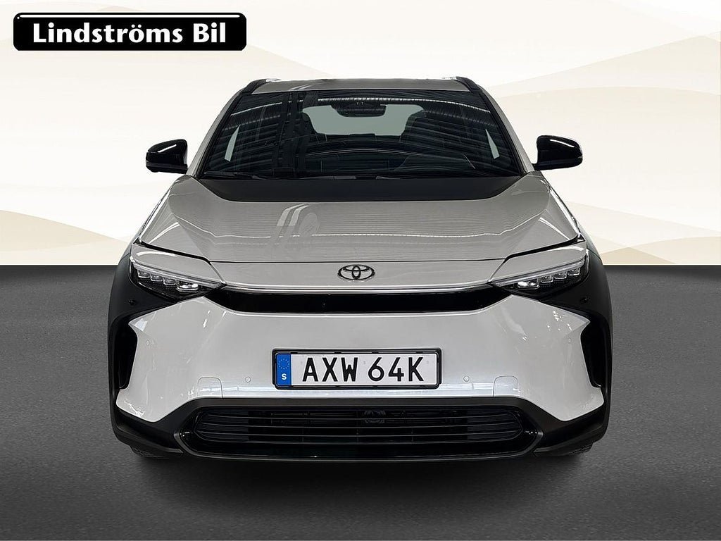 Vehicle Image 9