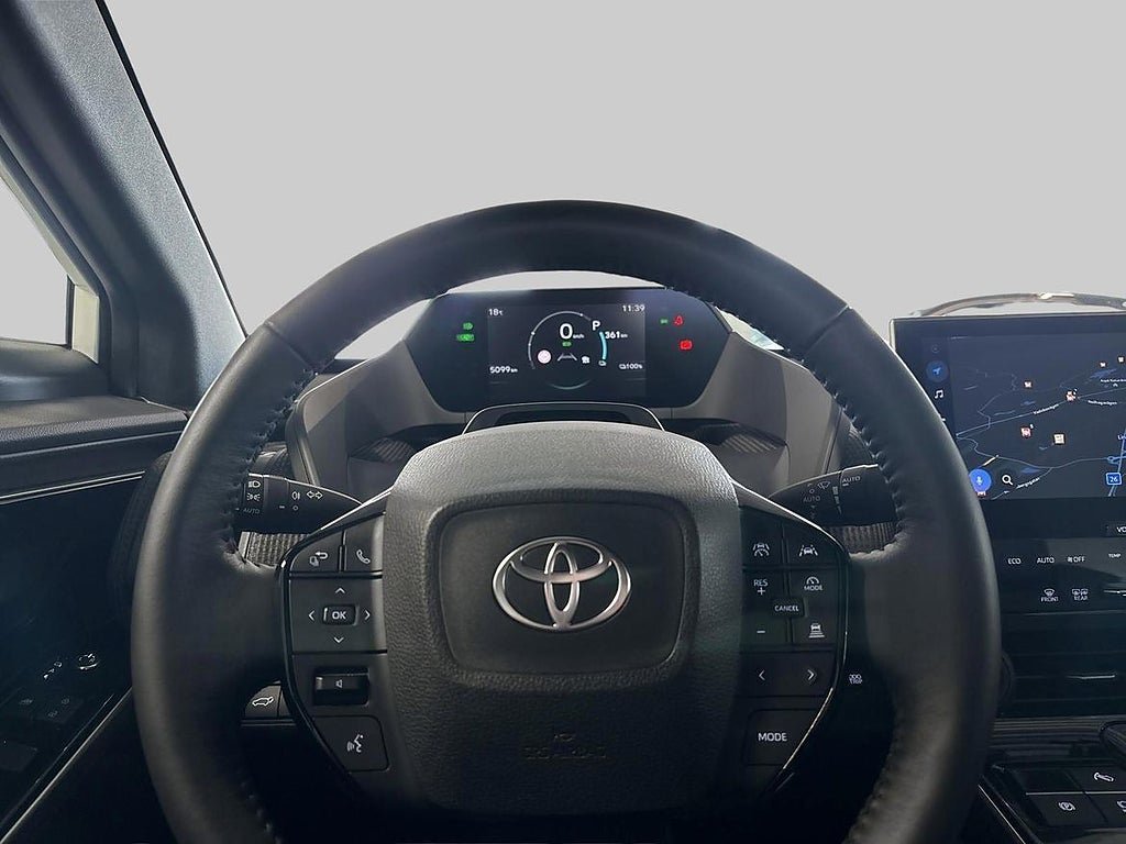 Vehicle Image 14