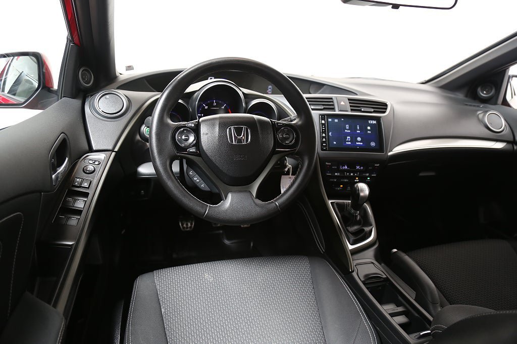 Vehicle Image 10
