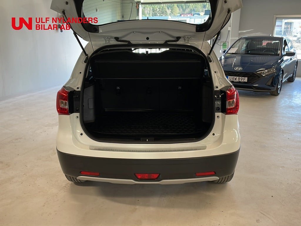 Vehicle Image 7