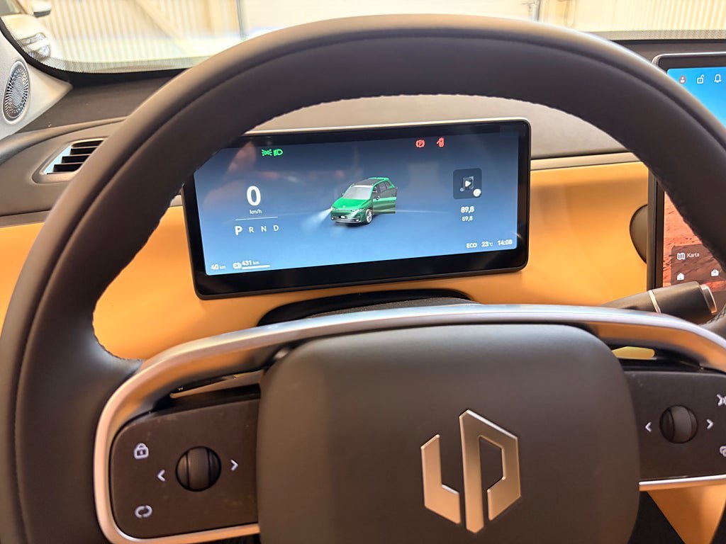 Vehicle Image 13