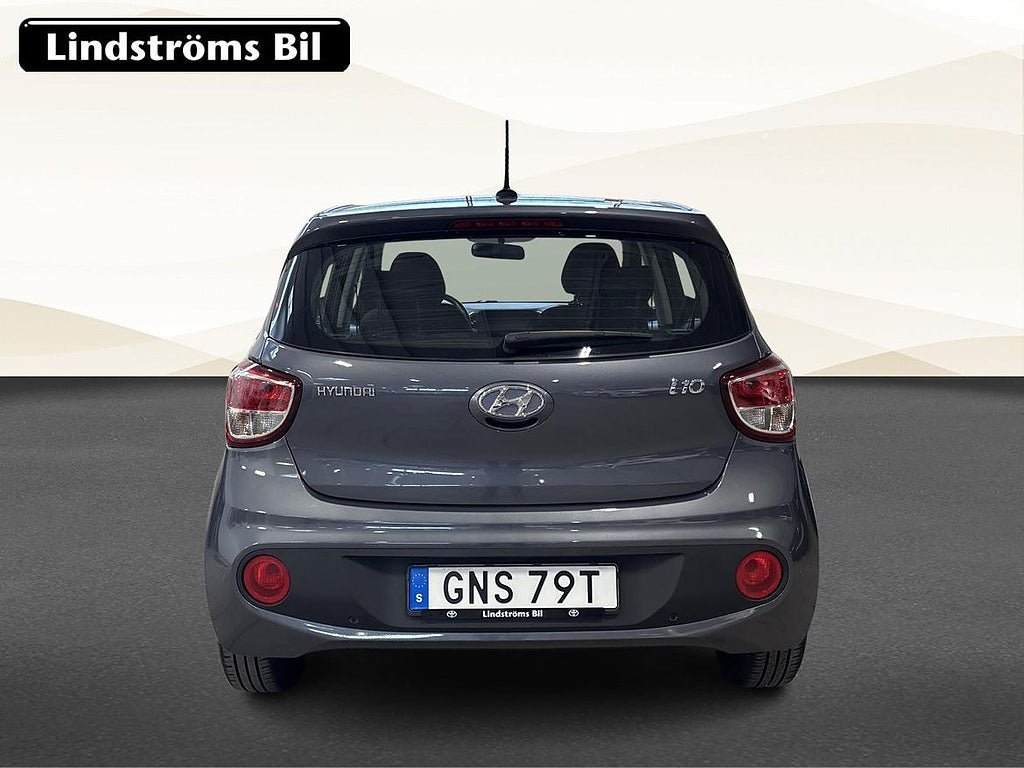 Vehicle Image 7