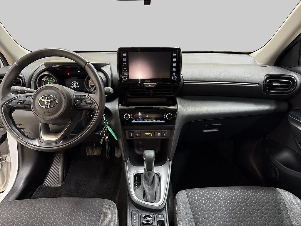 Vehicle Image 12
