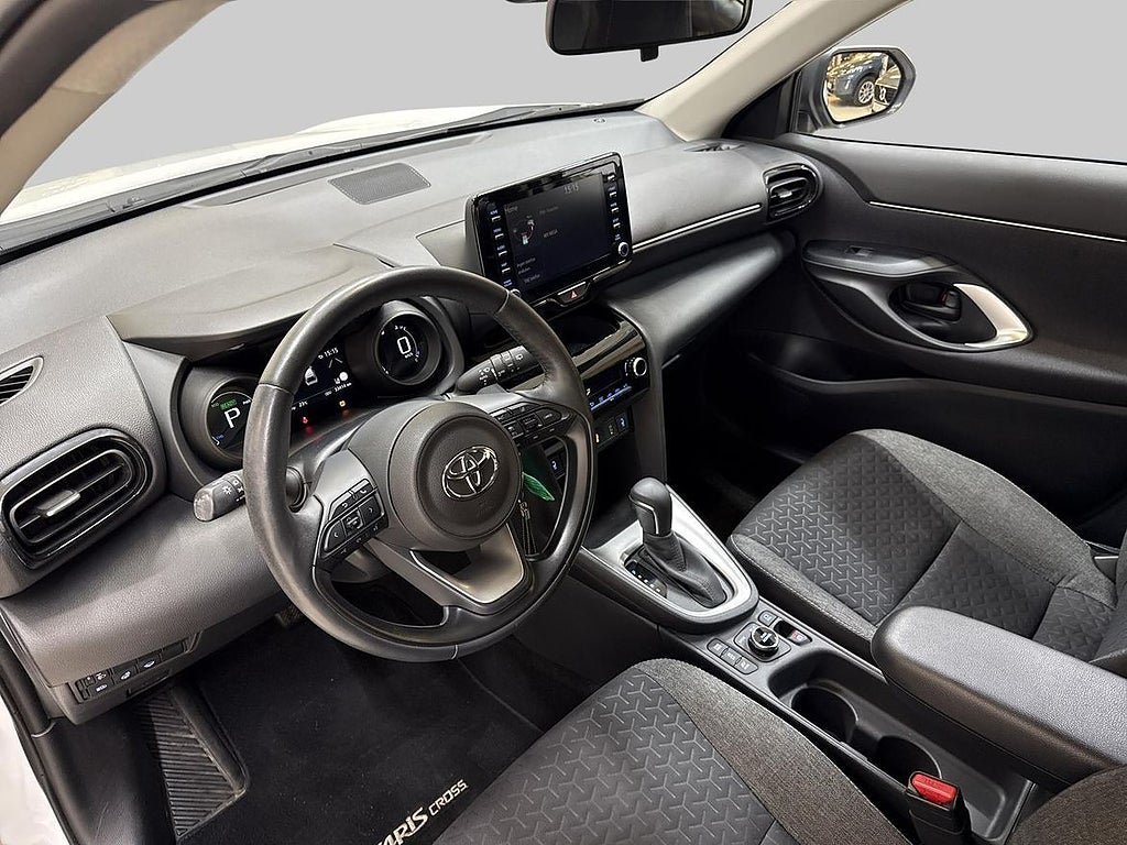 Vehicle Image 14