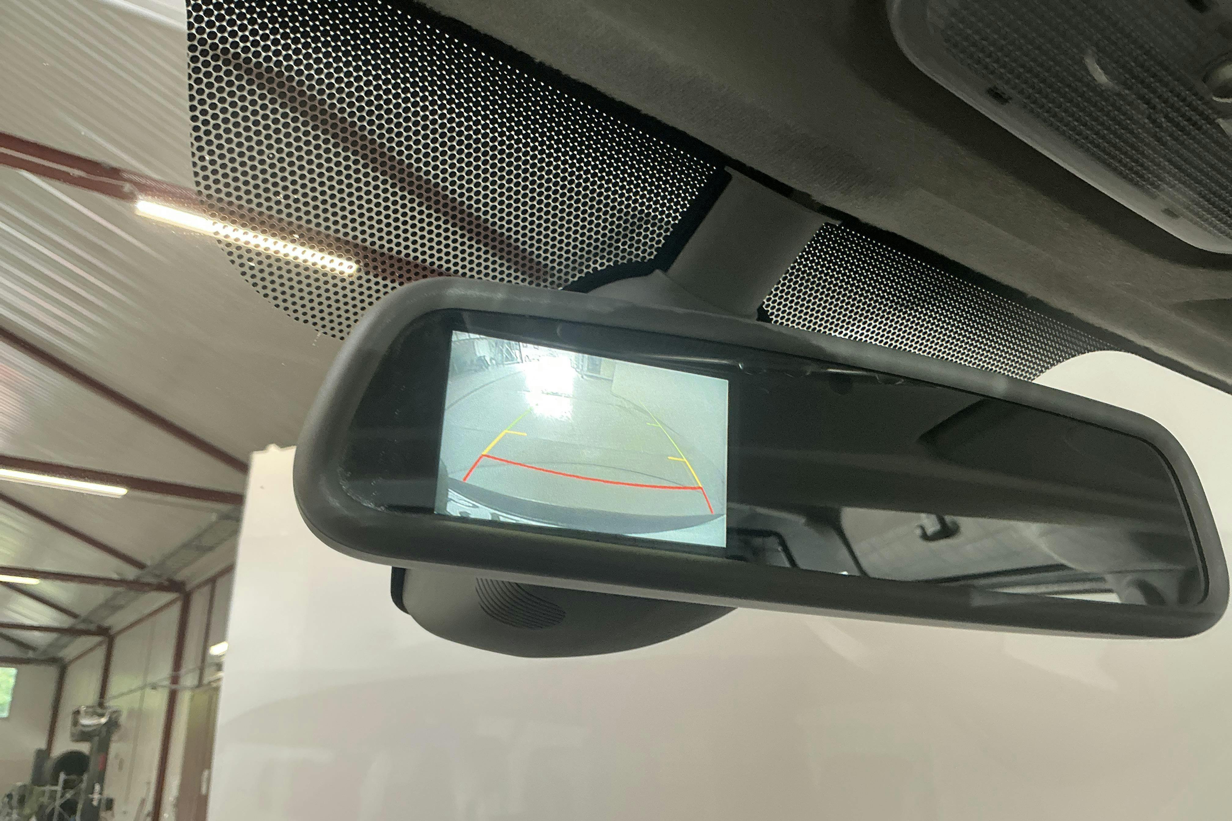 Vehicle Image 11