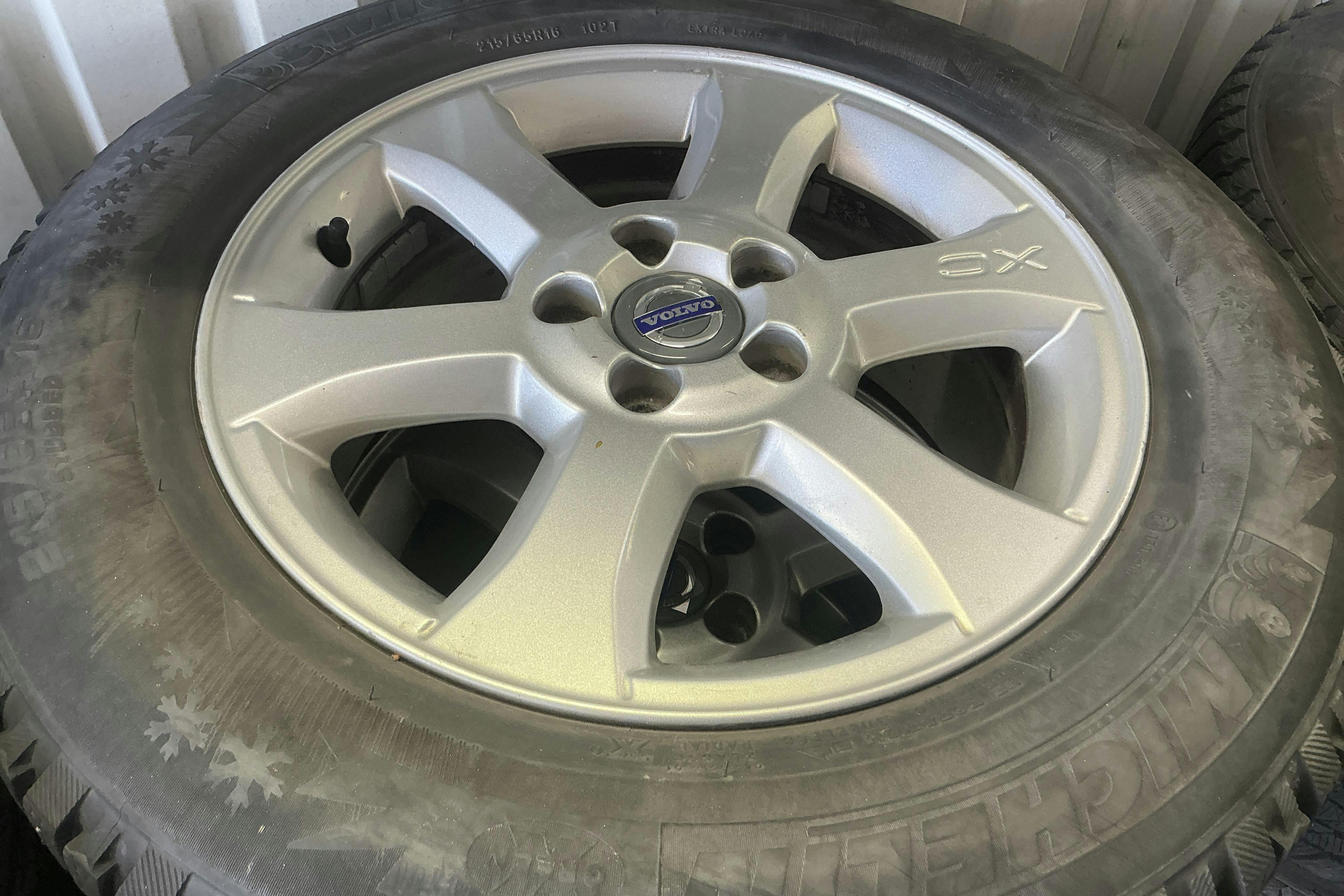 Vehicle Image 13