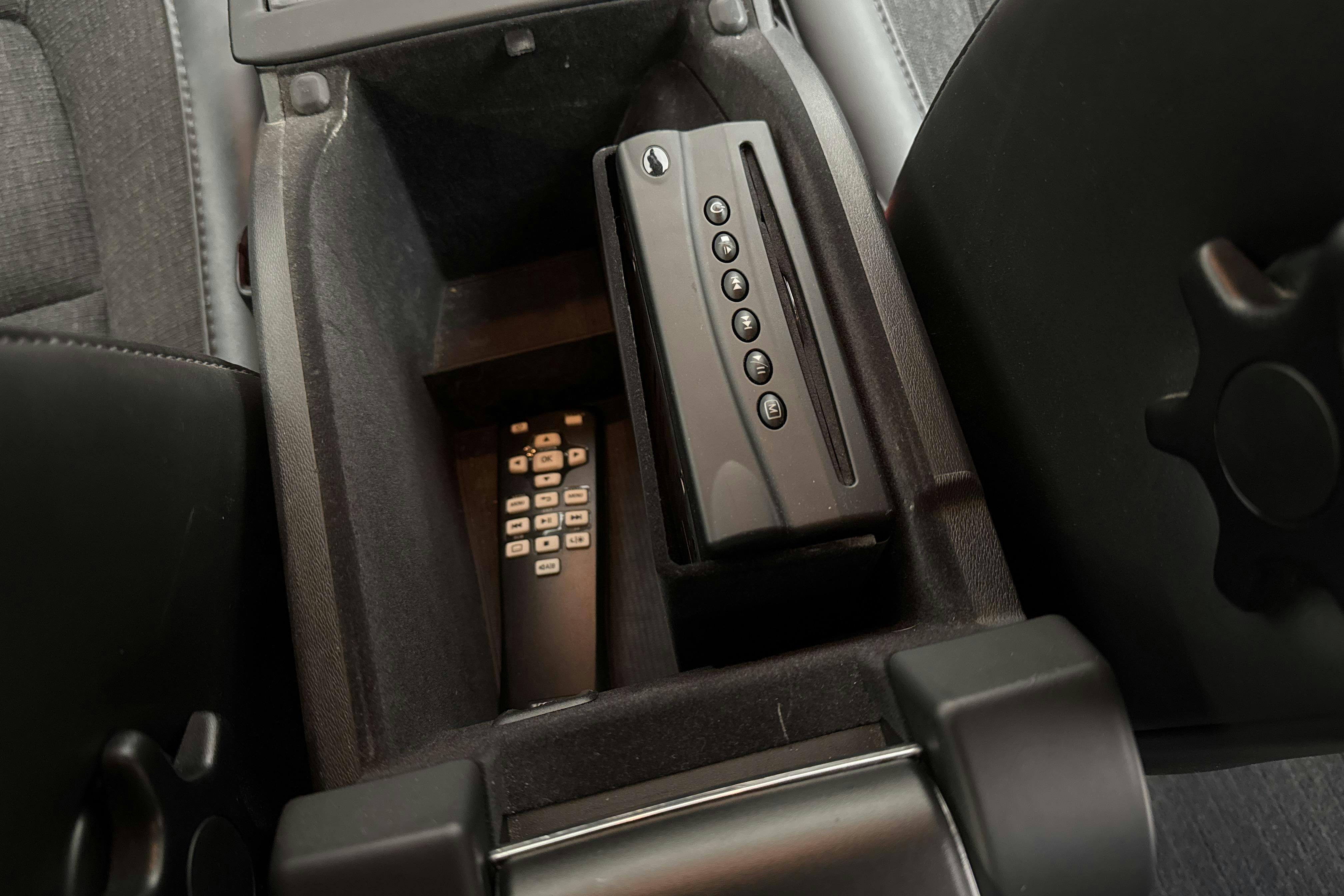 Vehicle Image 14