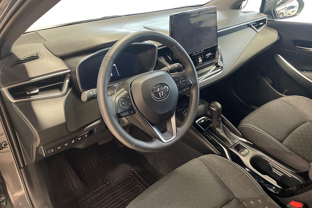 Vehicle Image 14