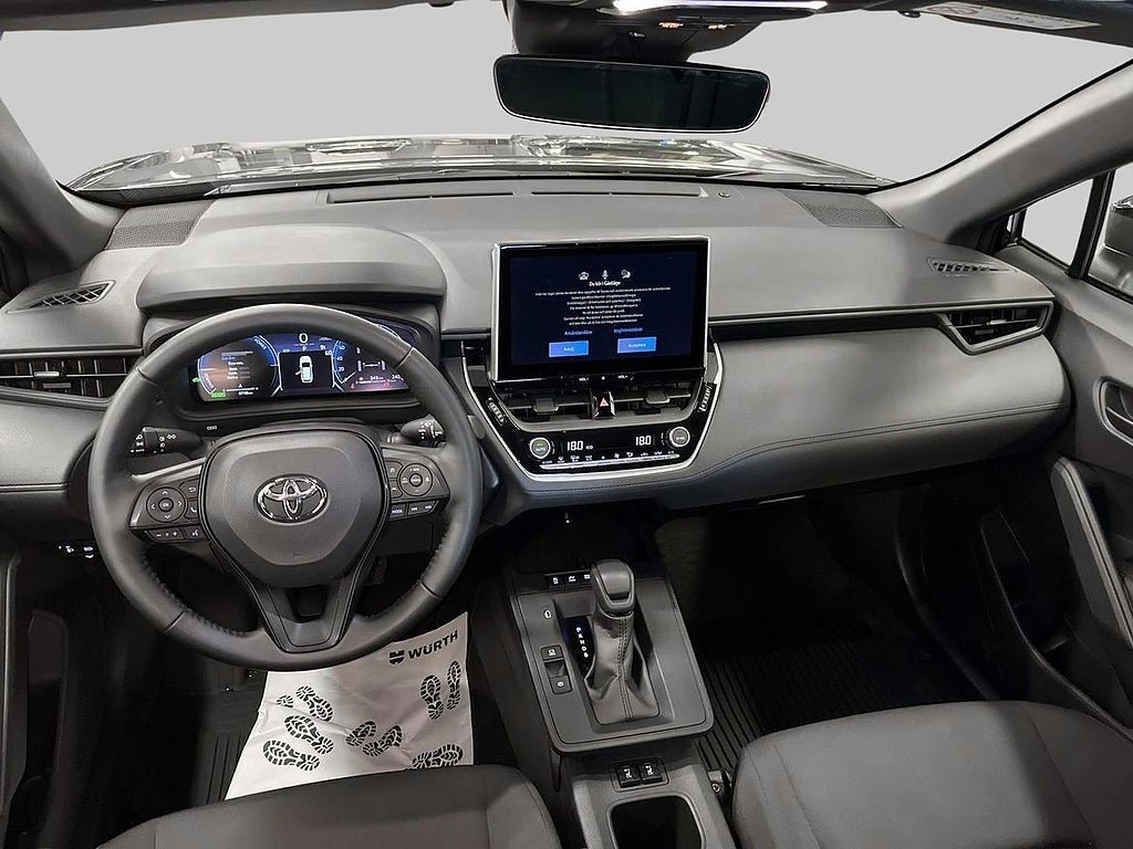 Vehicle Image 11