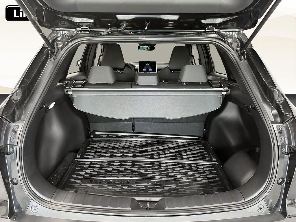 Vehicle Image 12