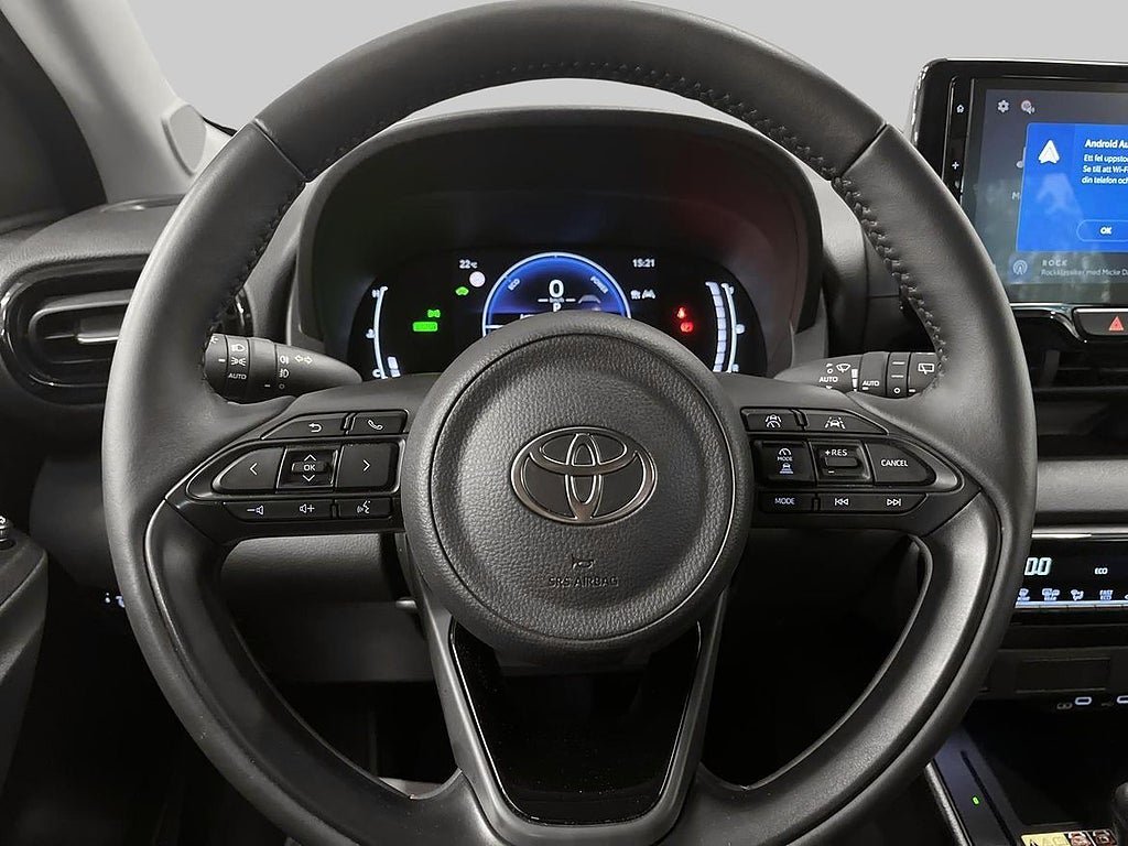 Vehicle Image 21