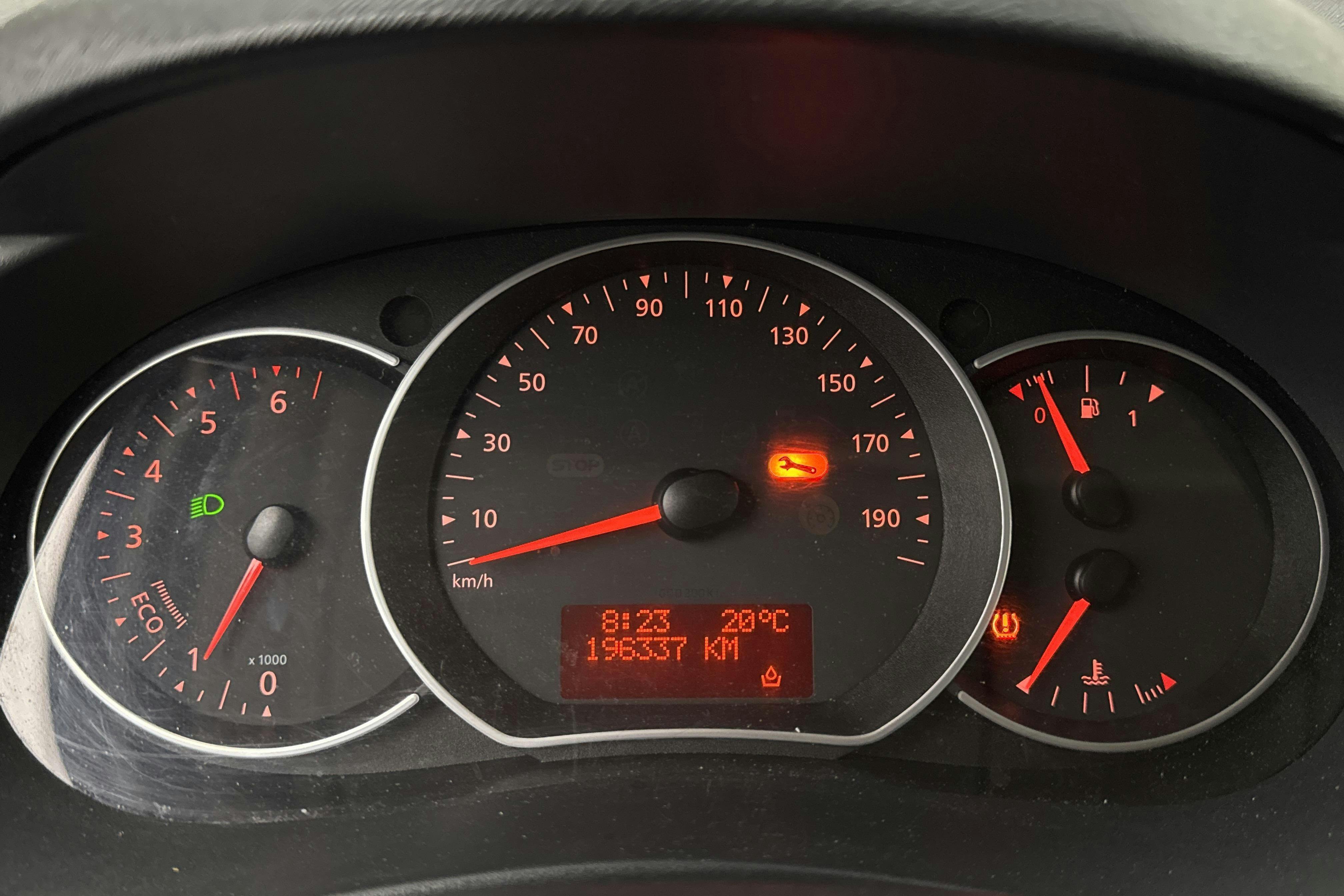 Vehicle Image 10