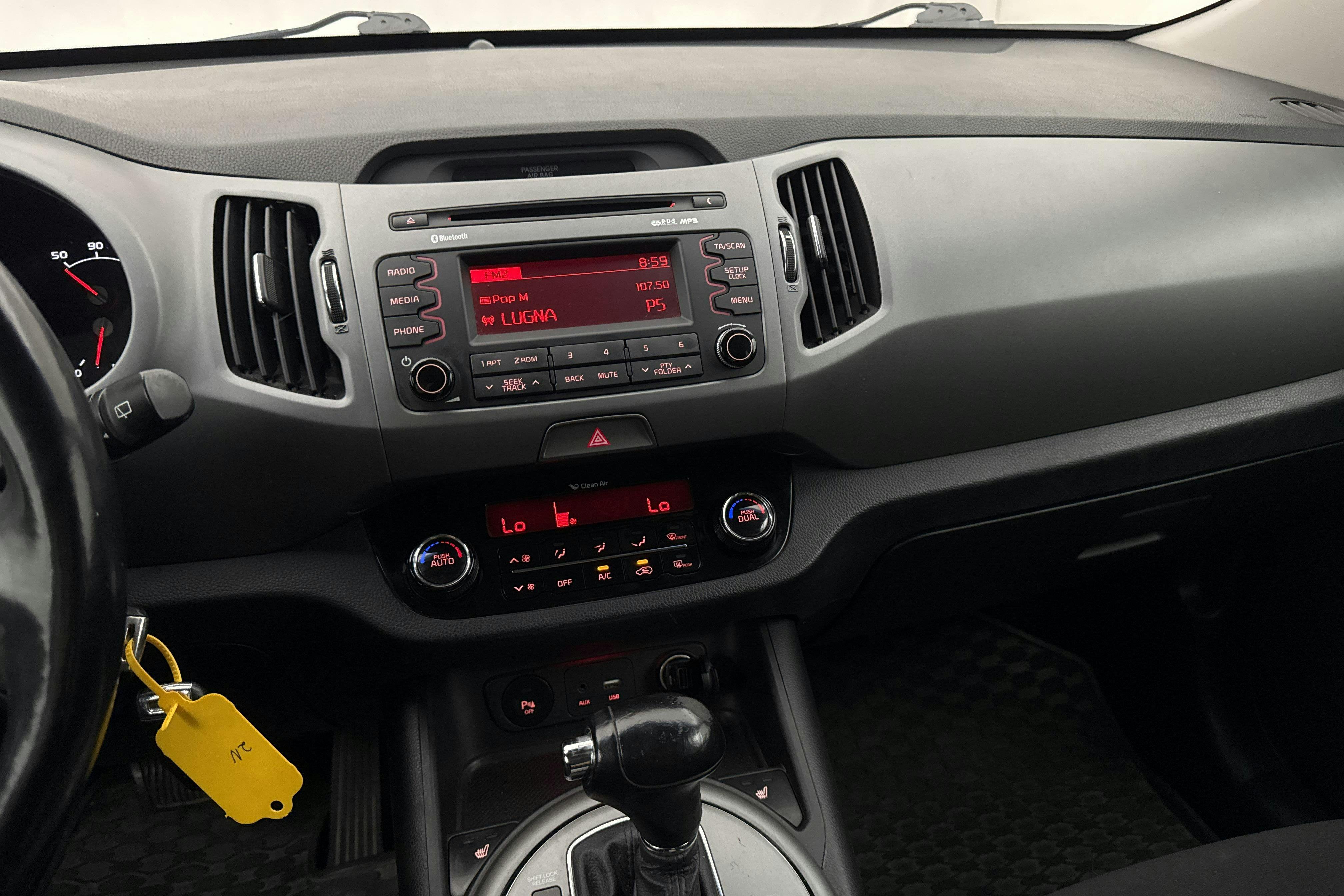 Vehicle Image 11