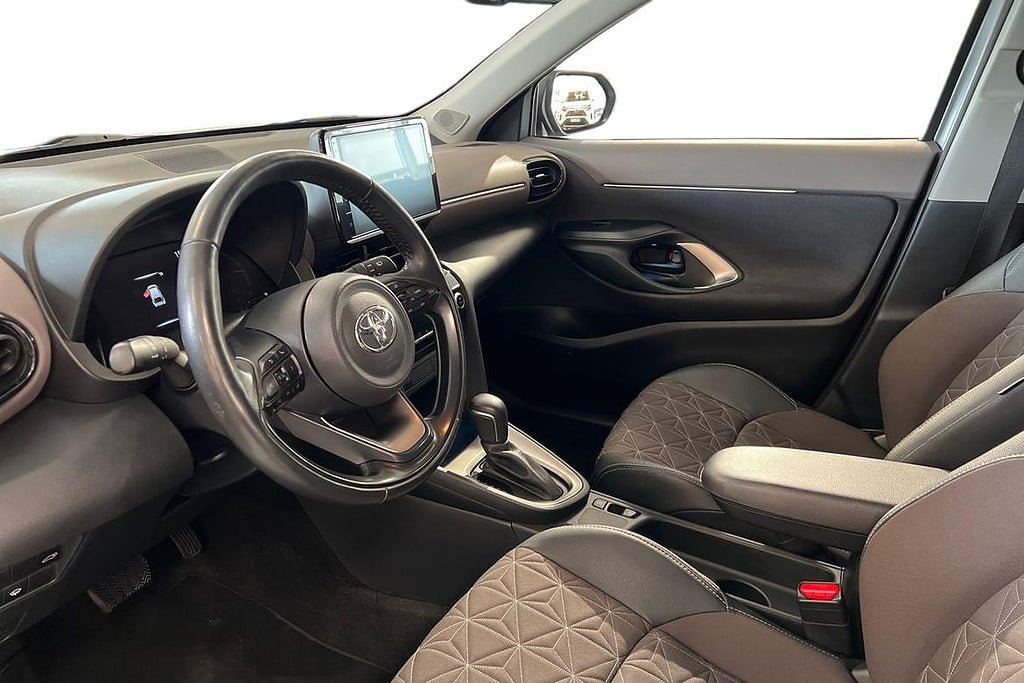Vehicle Image 14