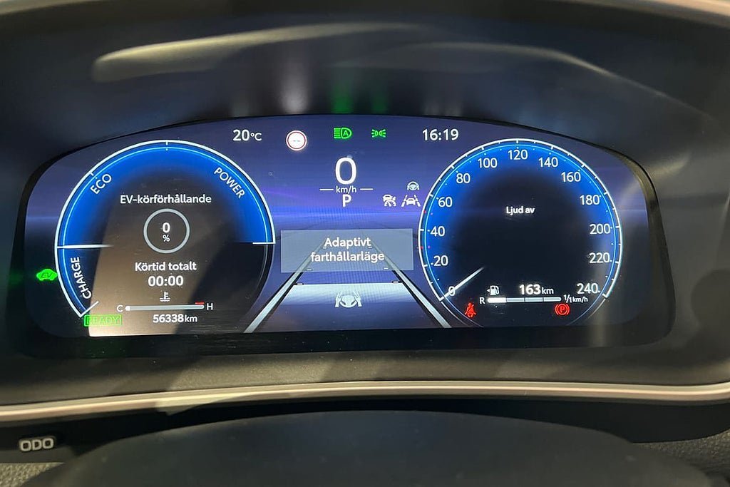 Vehicle Image 16