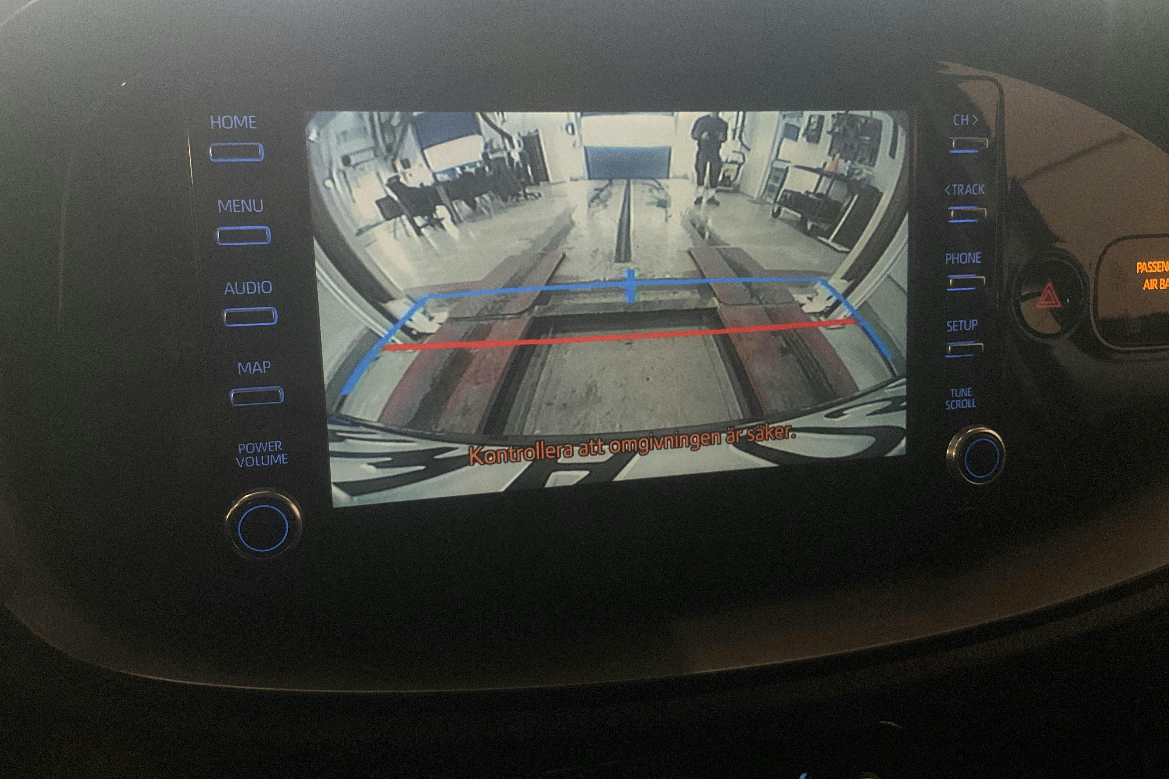 Vehicle Image 16