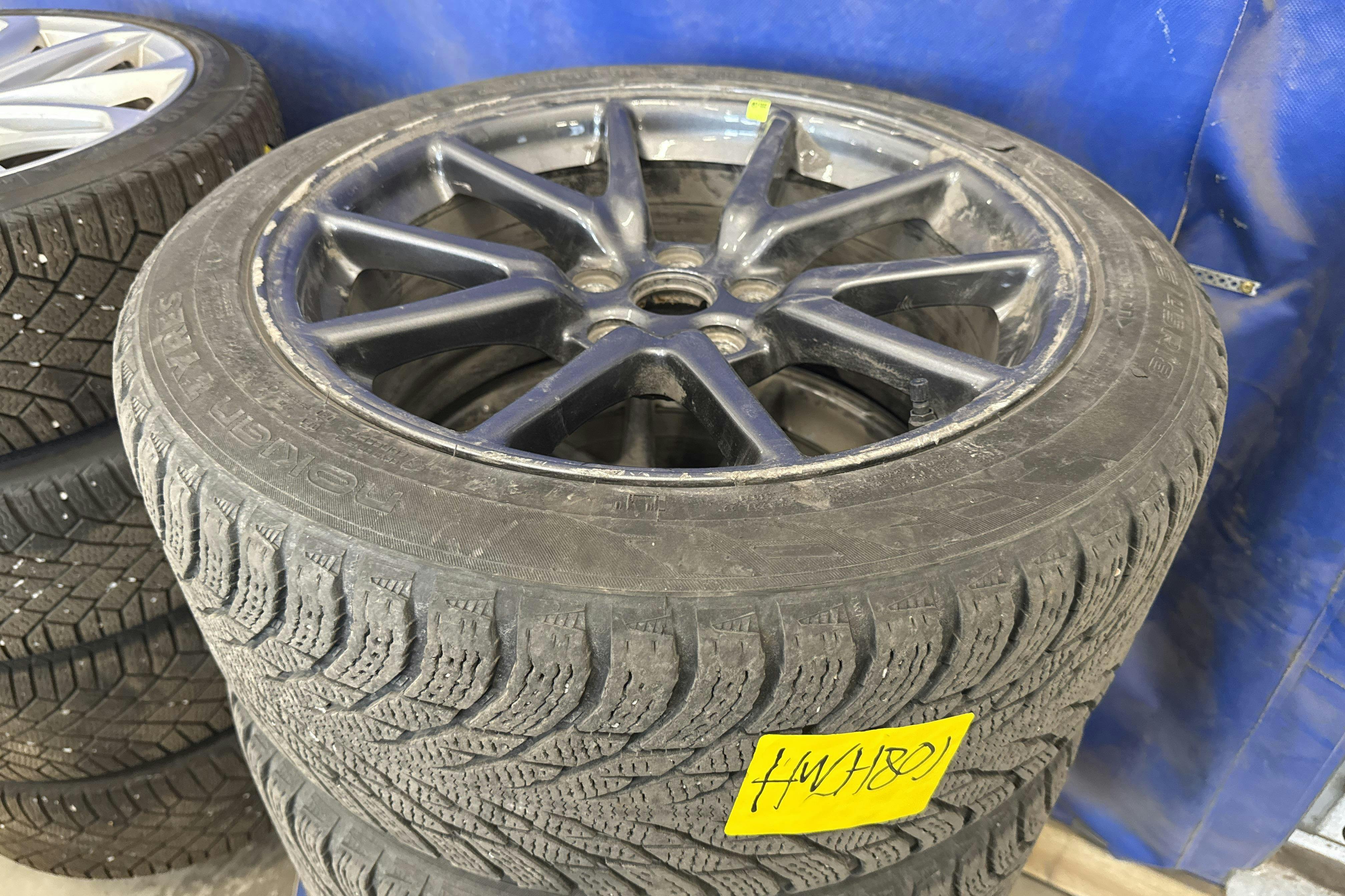 Vehicle Image 20