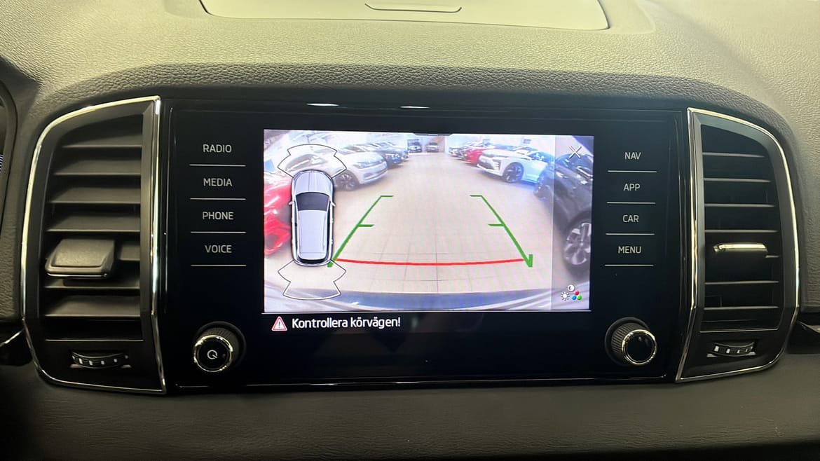 Vehicle Image 9