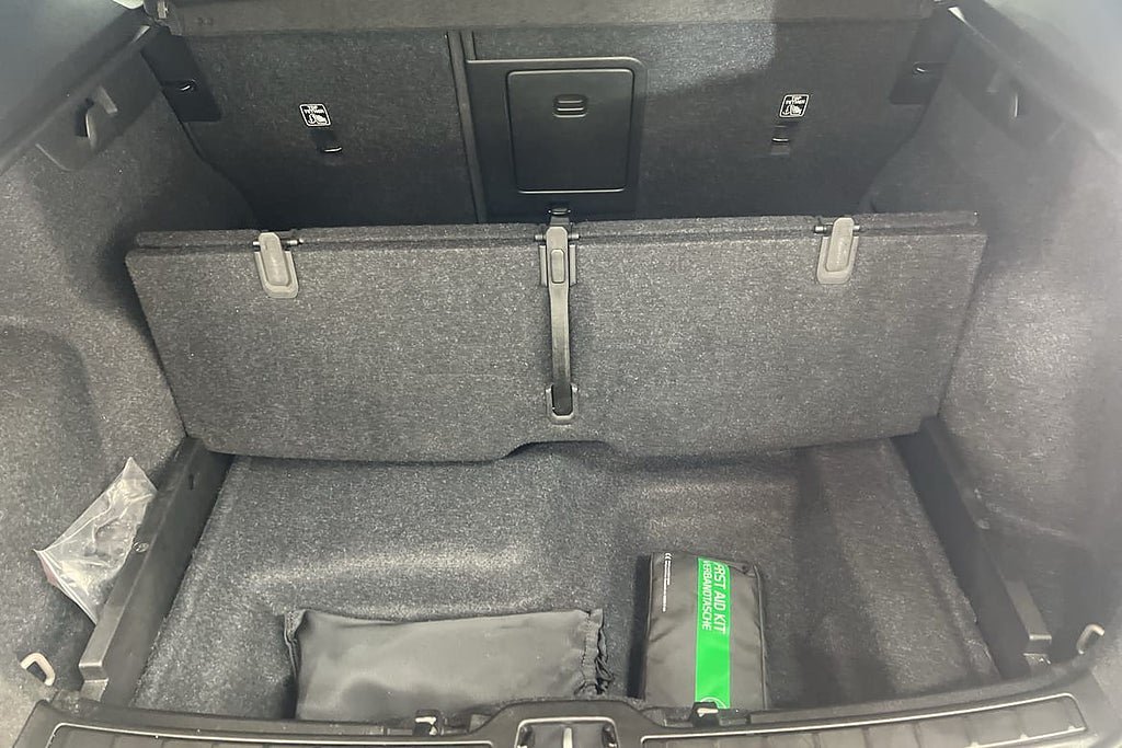 Vehicle Image 24