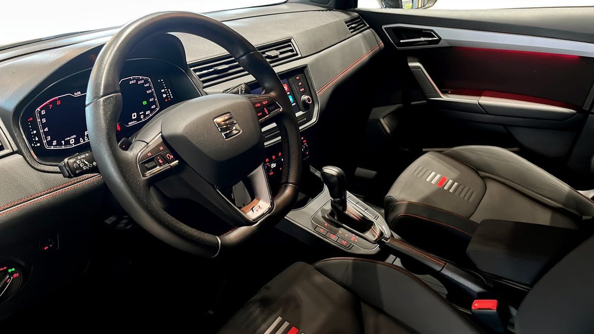 Vehicle Image 7