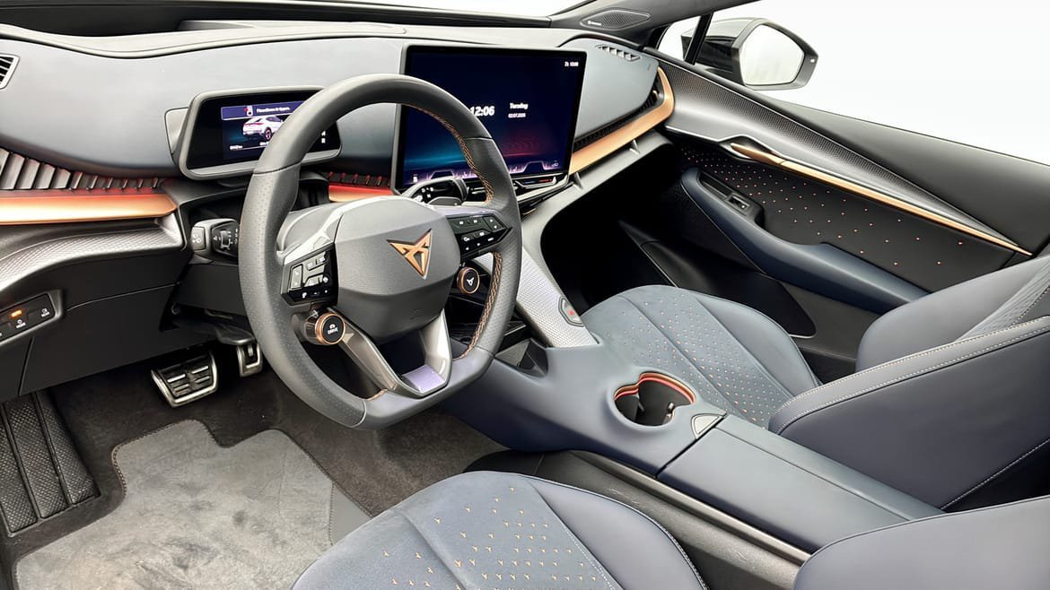 Vehicle Image 7