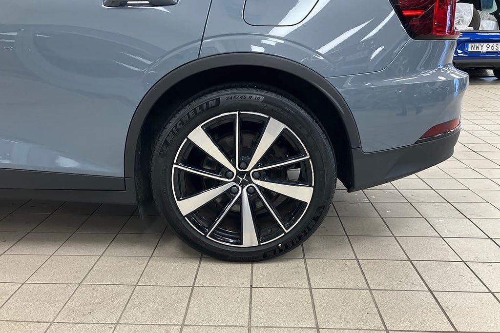 Vehicle Image 17