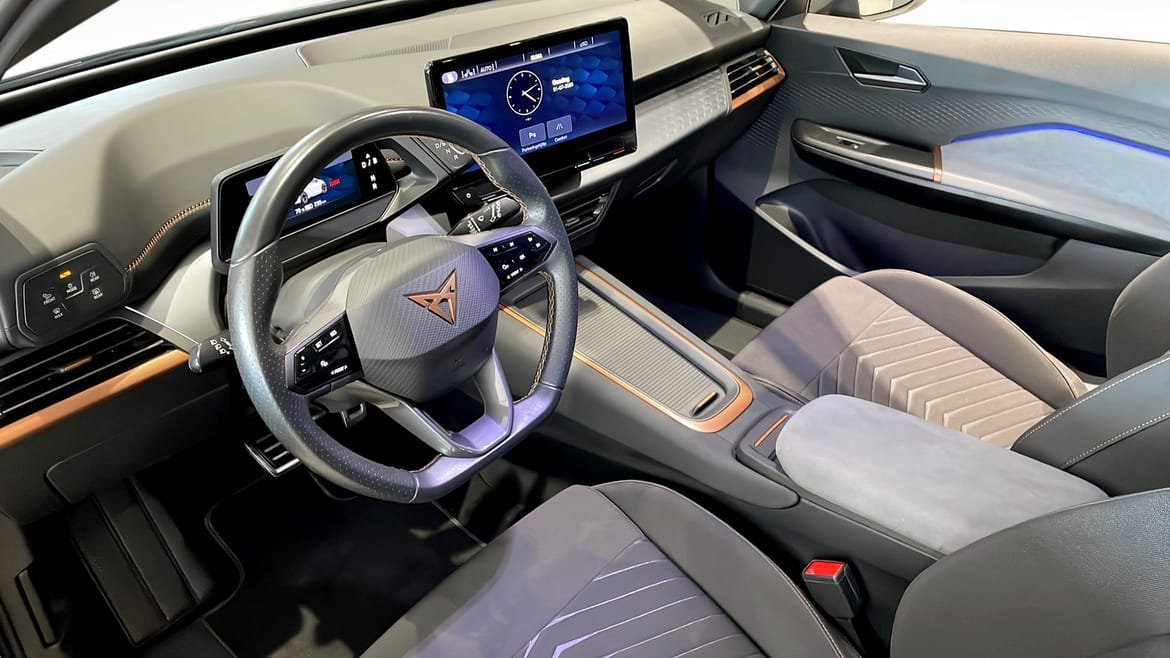 Vehicle Image 7