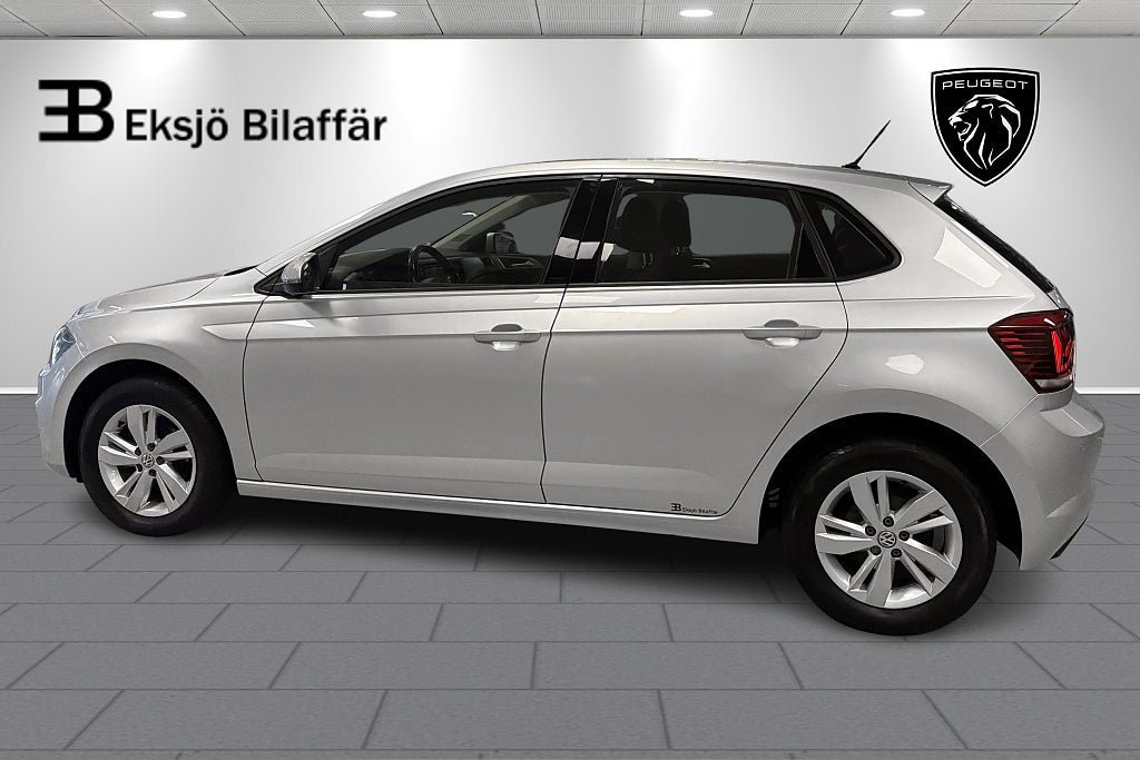 Vehicle Image 7