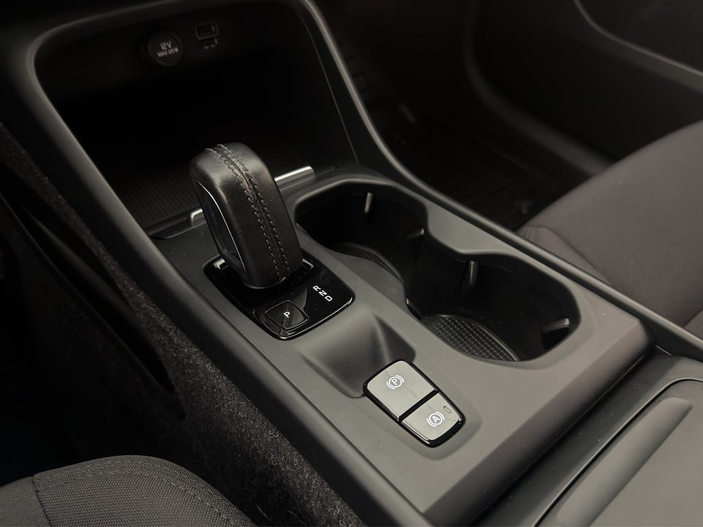 Vehicle Image 28