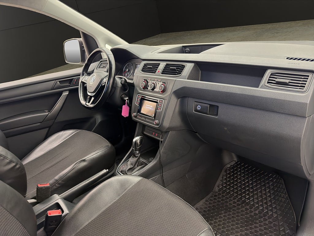 Vehicle Image 26