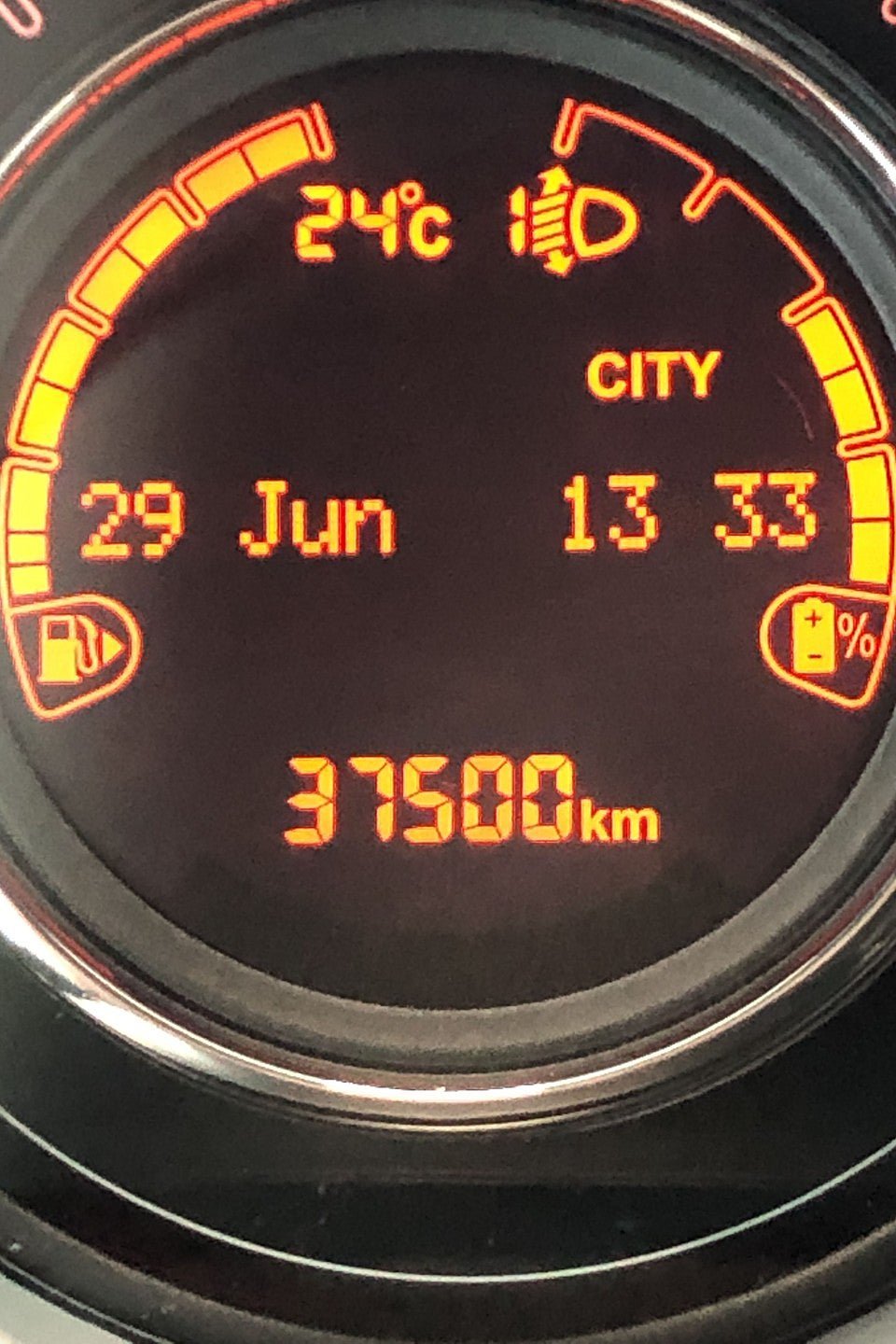 Vehicle Image 9