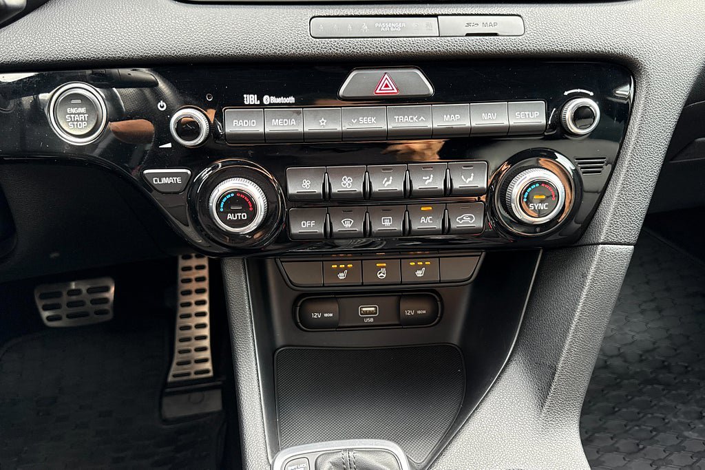 Vehicle Image 29