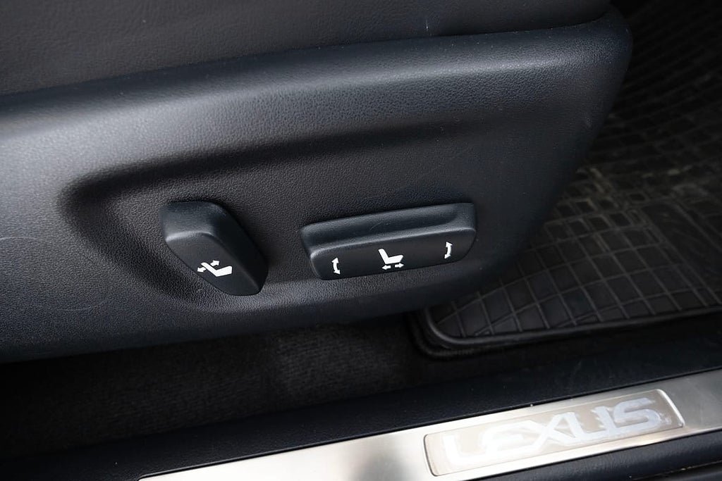 Vehicle Image 26