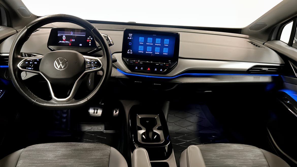 Vehicle Image 10