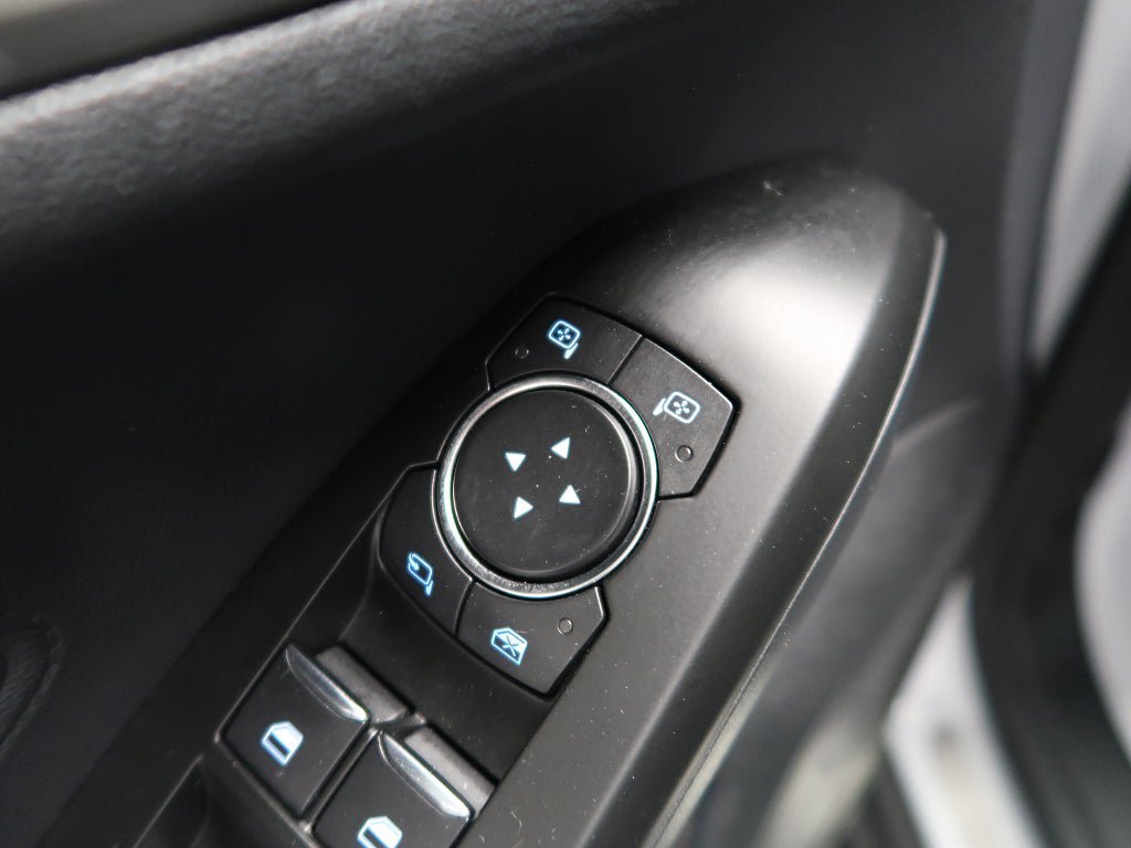 Vehicle Image 23