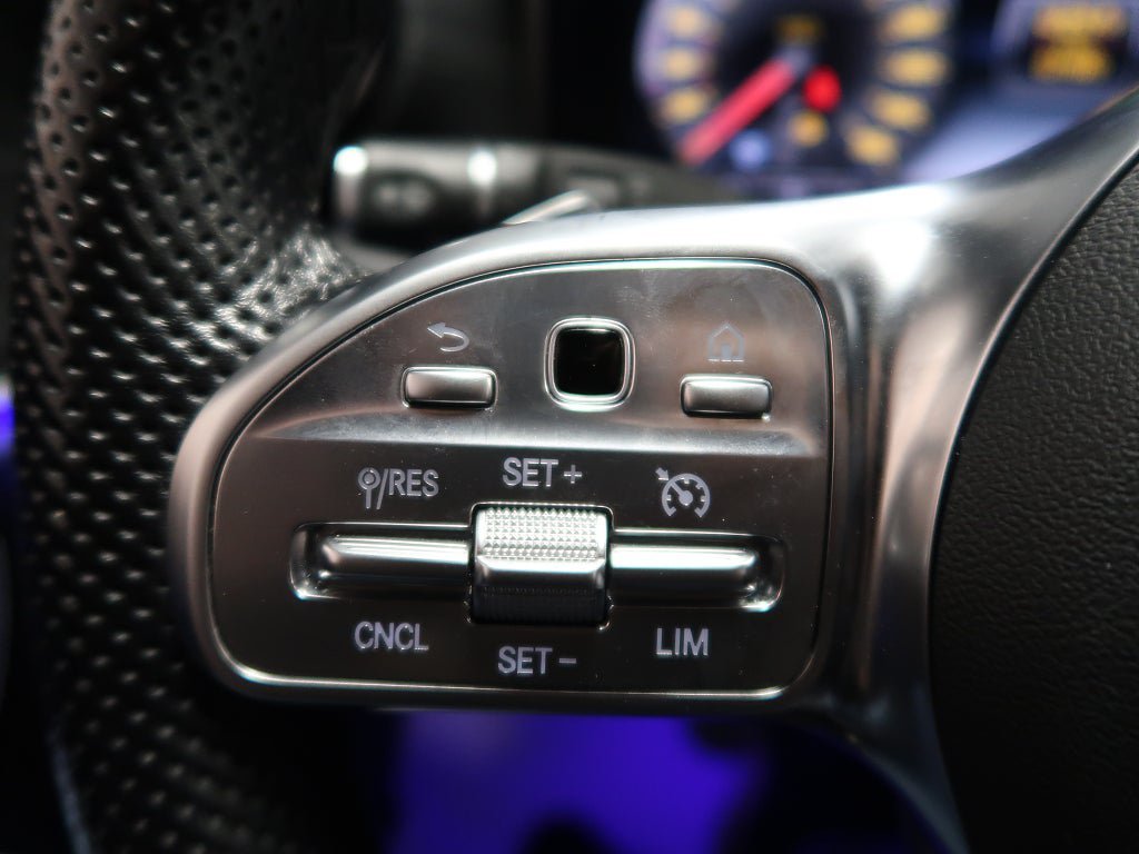 Vehicle Image 34