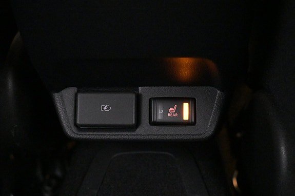 Vehicle Image 24