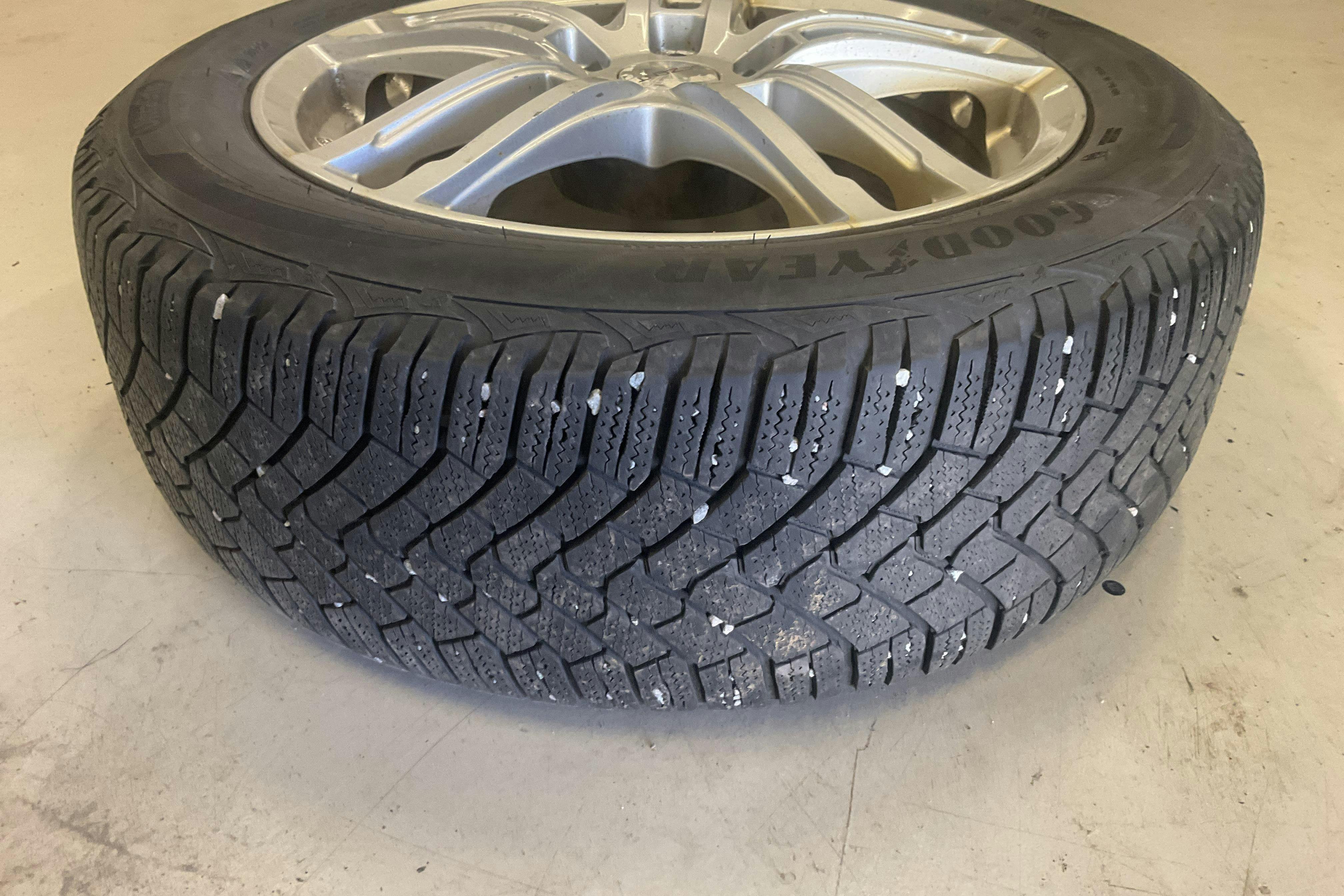 Vehicle Image 18