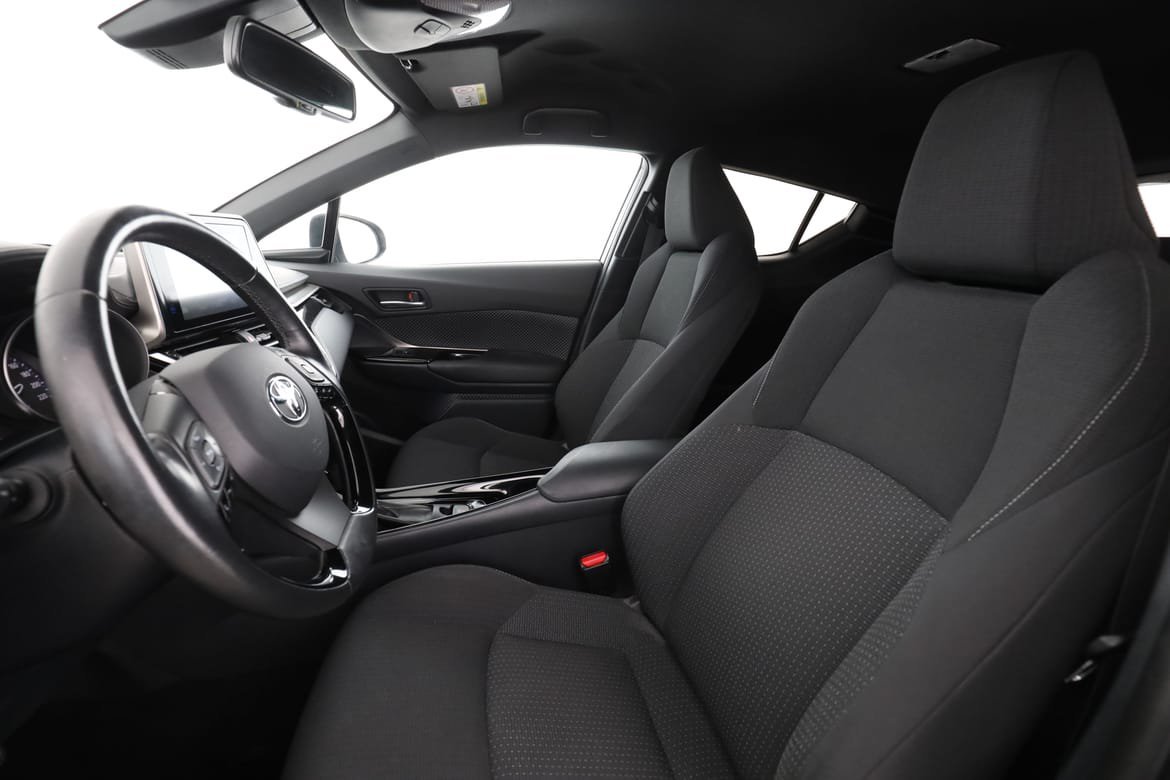 Vehicle Image 11