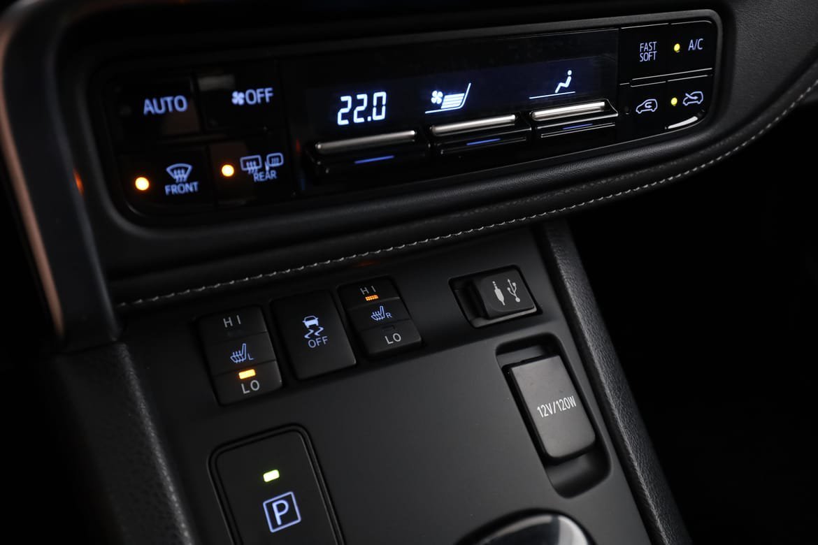 Vehicle Image 23