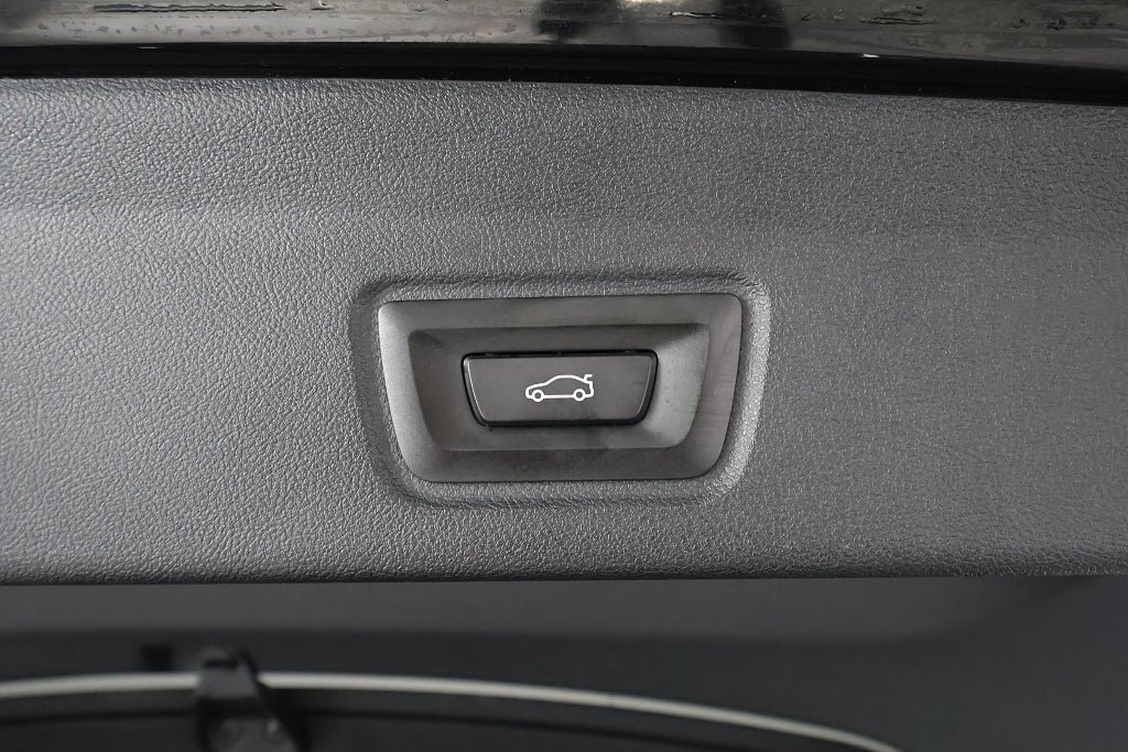 Vehicle Image 27